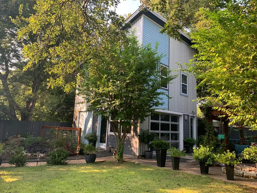 TajMaSmall is your quiet retreat w/private garden - Image 1