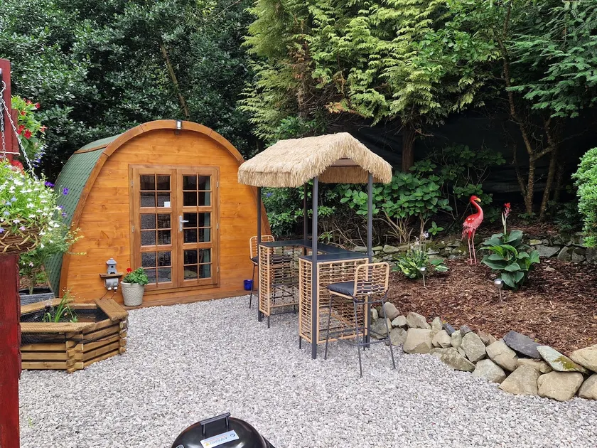 Tranquil Woodland Pod in Barmouth - Image 1