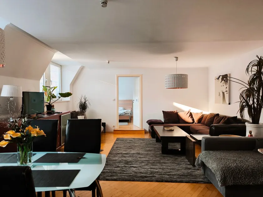 RIGHT IN THE CENTER, QUIET, 120m2,FANTASTIC ENERGY - Image 1