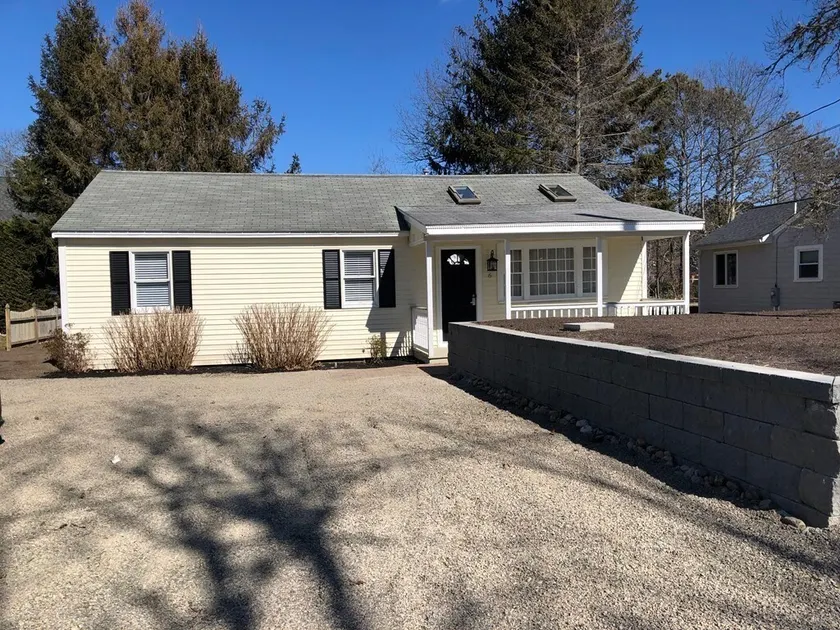 South Yarmouth- 3 BR Entire House walking distance to the Beach - Image 1