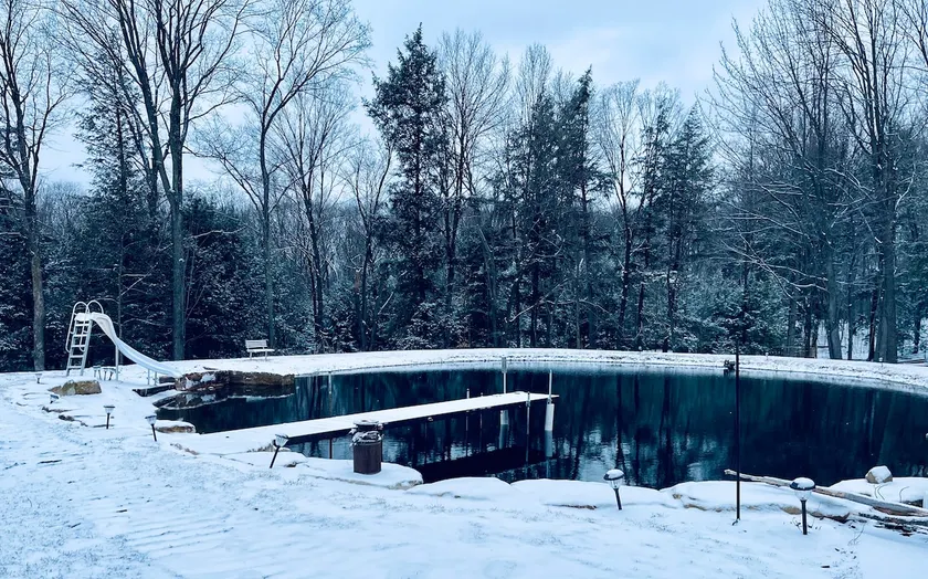 Golden Pond Lower • Yard, Firepit & Pond Access - Image 1