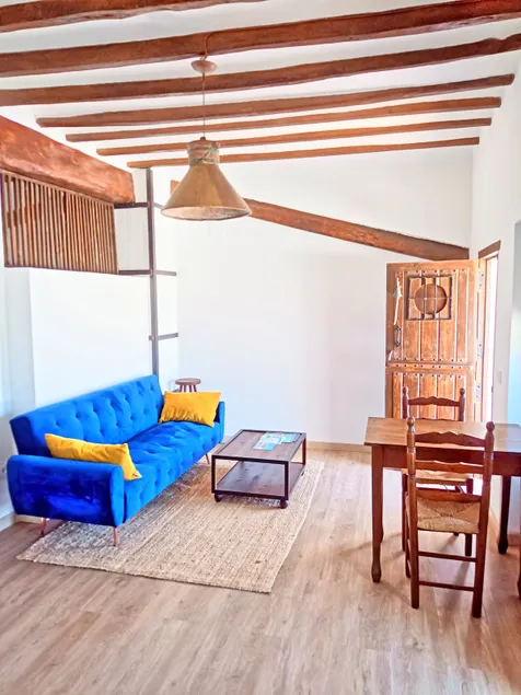 A charming fisherman's house facing the port - Image 1
