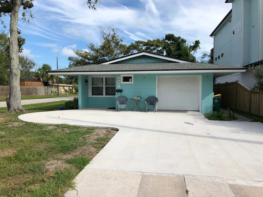 Palm Bungalow no pets 2/1 FIBER no car in garage - Image 1