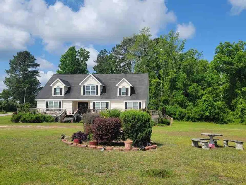 7 Bedroom Home Away from Home w/ Movie Theater! - Image 1