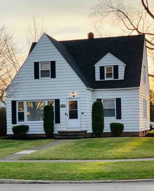 Cozy Home Away From Home - Image 1