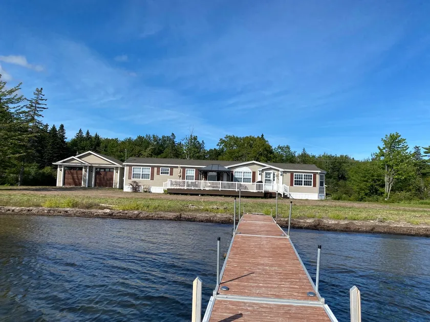 Cottage in Aberdeen, Cape Breton - Image 1