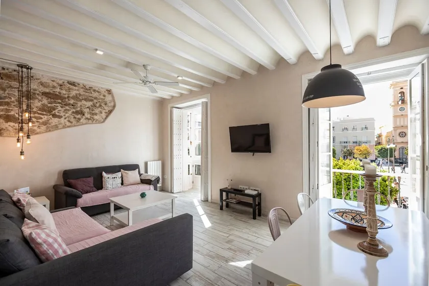 Casa Bugambilla Cadiz - Image 1