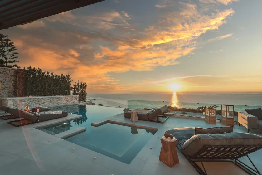 THE WAVE GRANDE VILLA KATHISMA Lefkada - Image 1