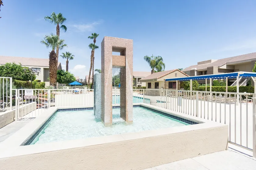 Downtown Condo w/ 2 Pools & Tennis Upstairs Unit - Image 1
