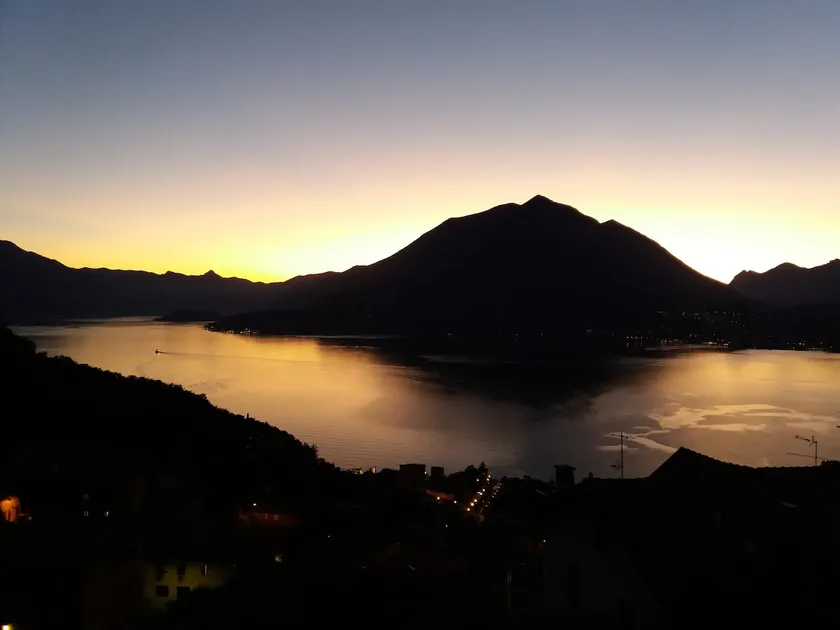 Casa Valeria: Romantic, stunning view on Como Lake - Image 1