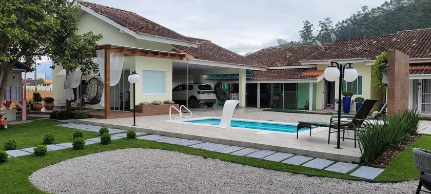 Country House with outdoor fireplace, bathtub suite - Image 1