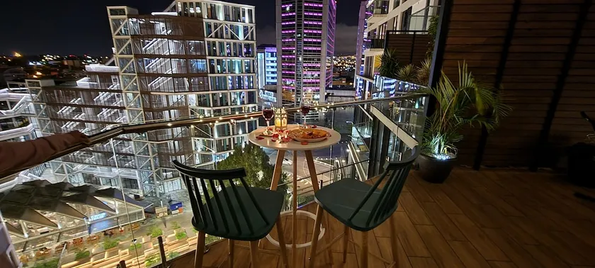 Urban Loft Terrace - Image 1