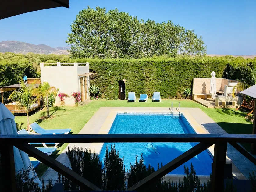 Villa Apia with pool views - Image 1