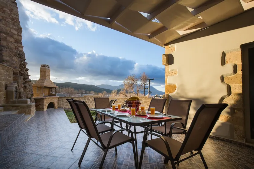 Sea view villa at the top of the Venetian Walls - Image 1