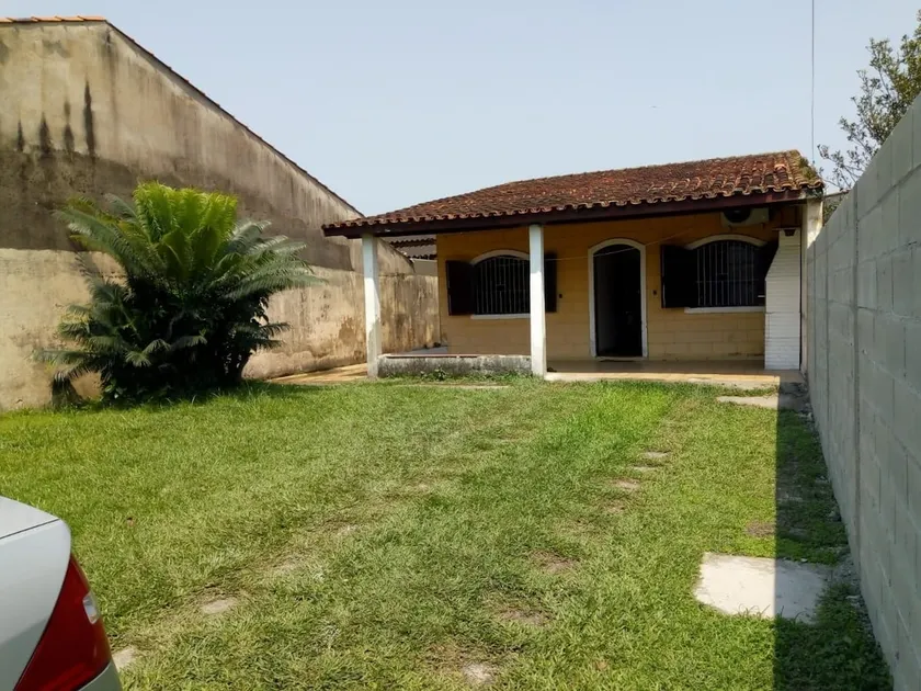 House with Air-conditioning, Wi-Fi, and a Barbecue near the center! - Image 1