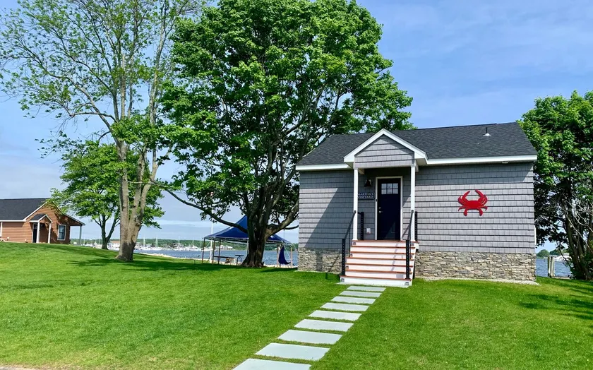 Harbor View Landing,  Mystic CT - The Block Island Waterfront Cottage - Image 1