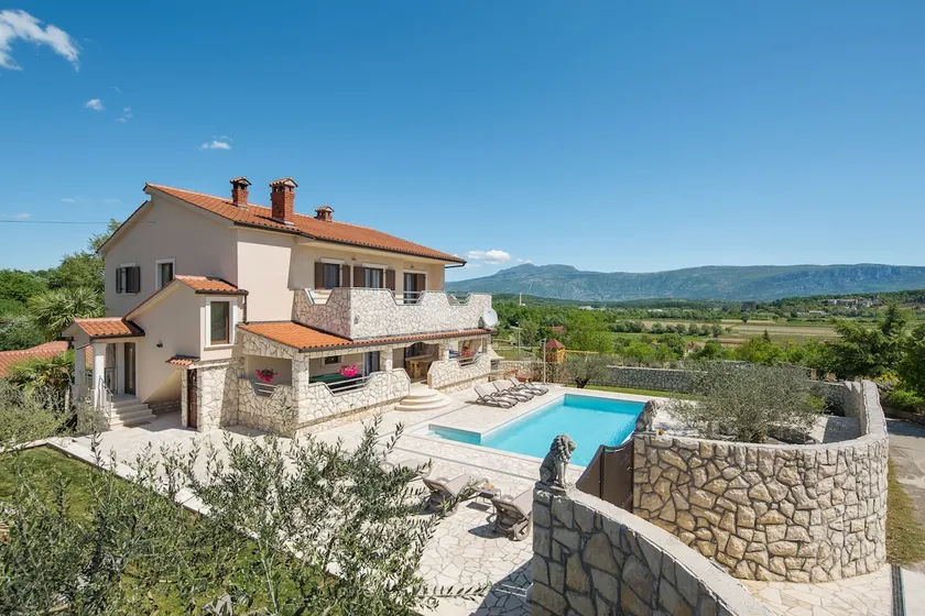 Villa Vesna with sauna, hot tub - Image 1