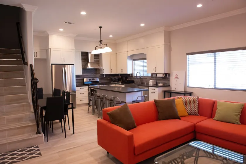 4BD/3BA Brand New Townhouse in Midway City - Image 1
