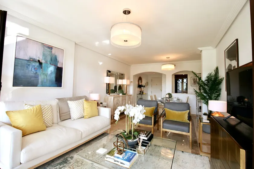 Beautiful Sea View Apartment Marbella-Benahavis - Image 1