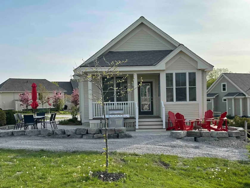 Upscale Cottage - Sandbanks/Prince Edward County - Image 1