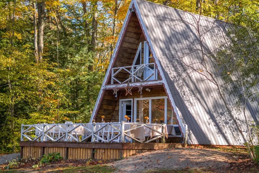 Up The Creek A-Frame Cottage - Image 1