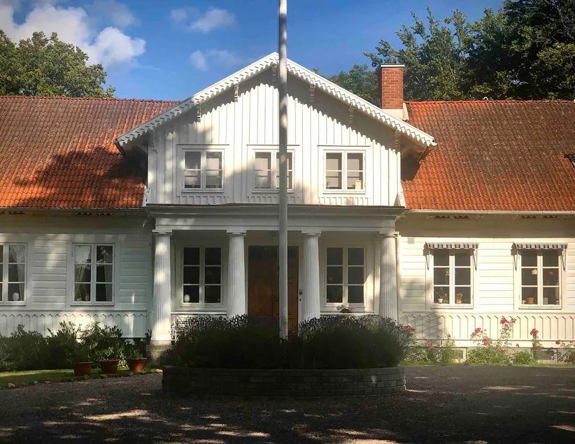 Seaside apartment in the old doctor's villa - Image 1