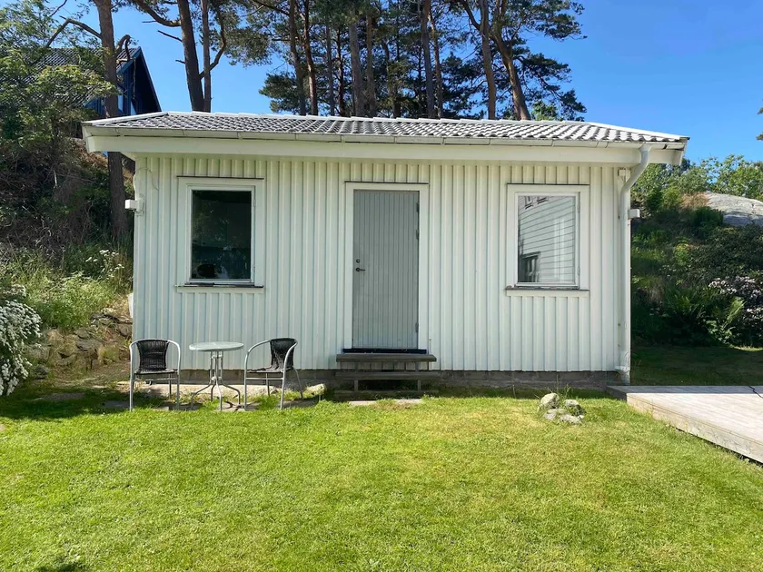 Cabin with ocean view - Image 1