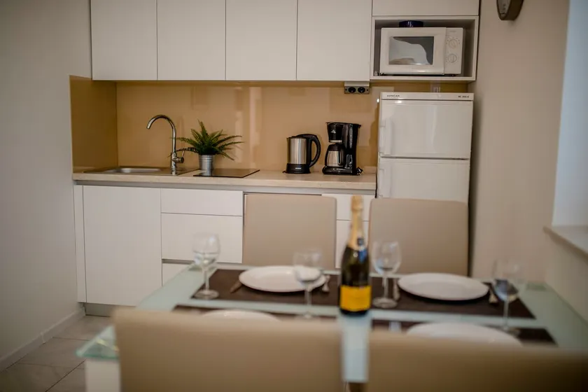LILI apartment 4 - Image 1