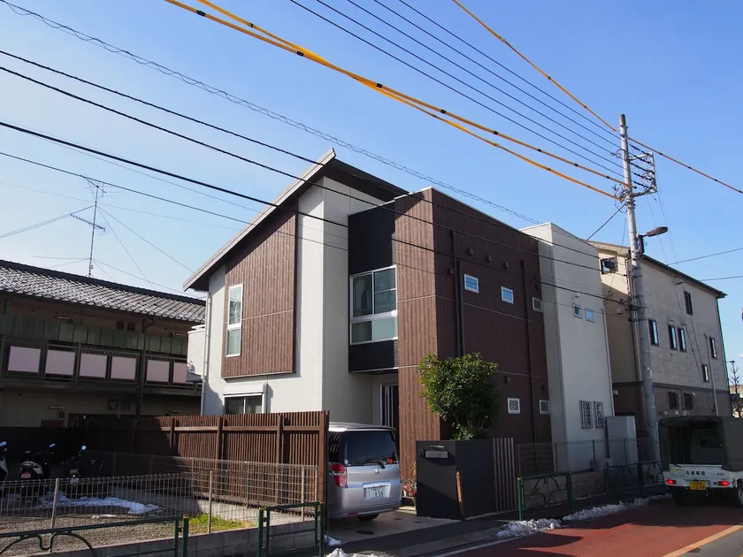 4min station on foot / Shinjyuku 19min by train - Image 1