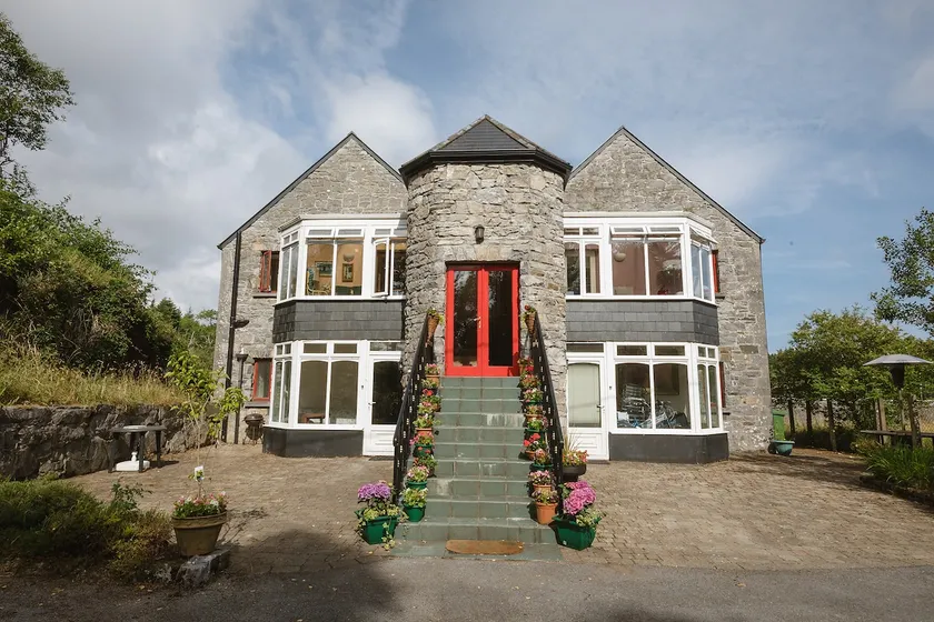 No 4 The Mill Apartments - Image 1