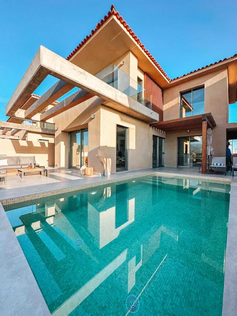 Luxury Villa in Amarilla Golf Course - Image 1