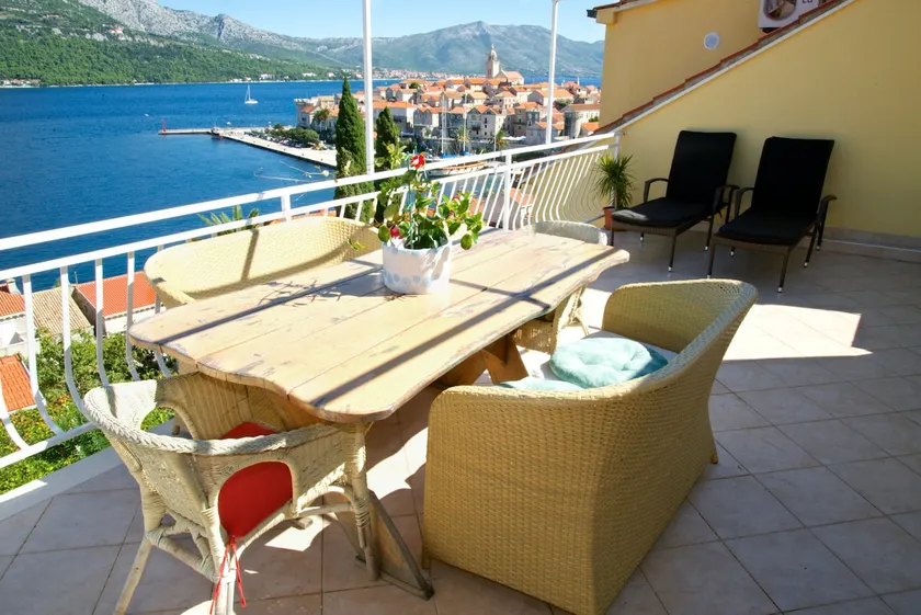 Sea view, Spacious, large terrace&parking **** - Image 1