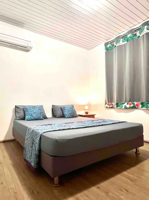 For 2 people. Close to all amenities - Image 1