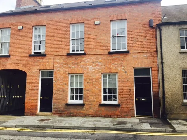 Character Townhouse in Hillsborough Village Centre - Image 1