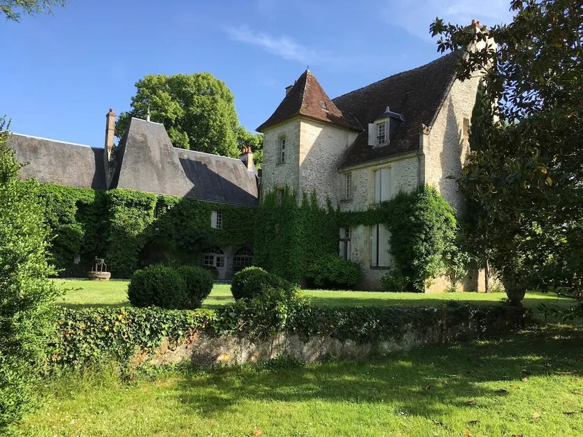 Charming castle in the heart of Le Berry - Image 1