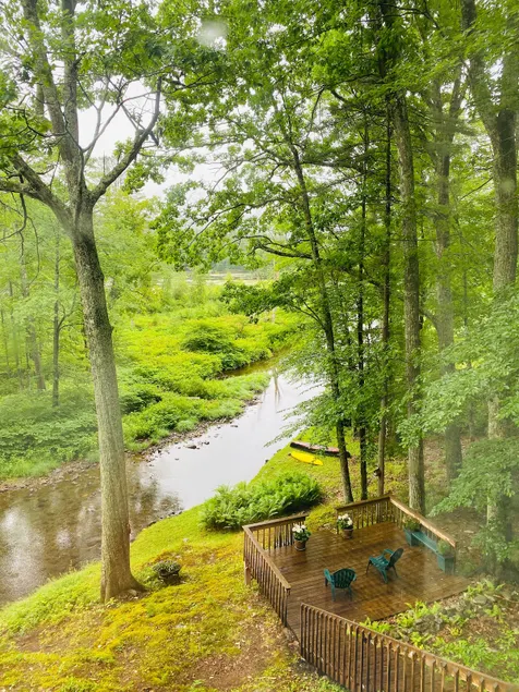 Tranquil Ludlow Waterfront Retreat - Image 1