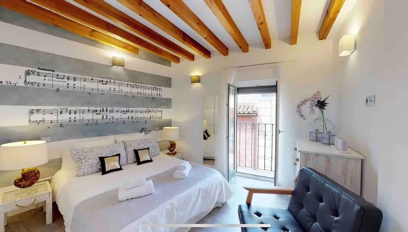 Chic and central apartment in Toledo # - Image 1