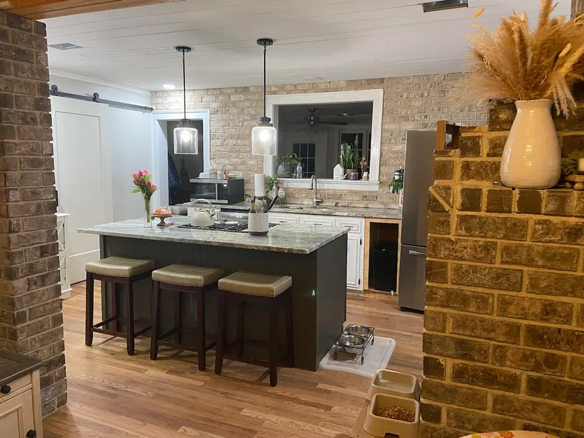 Cape Cod Cave Augusta - Image 1