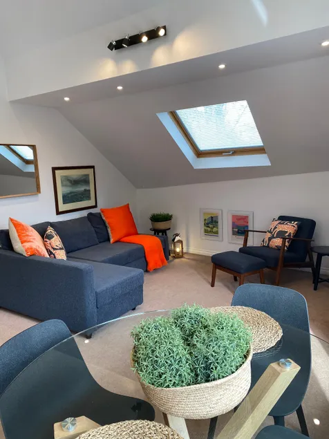 Sunnybank High View, Holmfirth, entire flat - Image 1