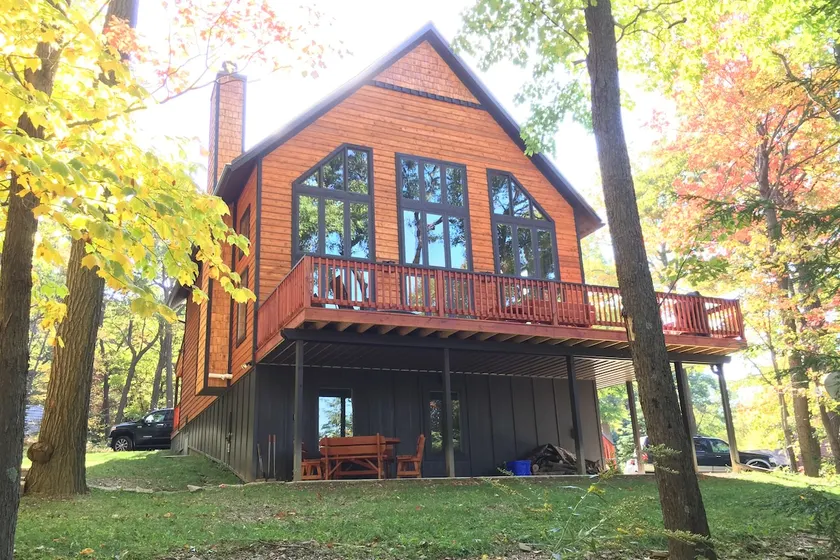 Stay in a Modern Mountain House! - Image 1