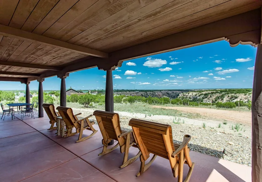 Laredo at Doves Rest Resort - Image 1
