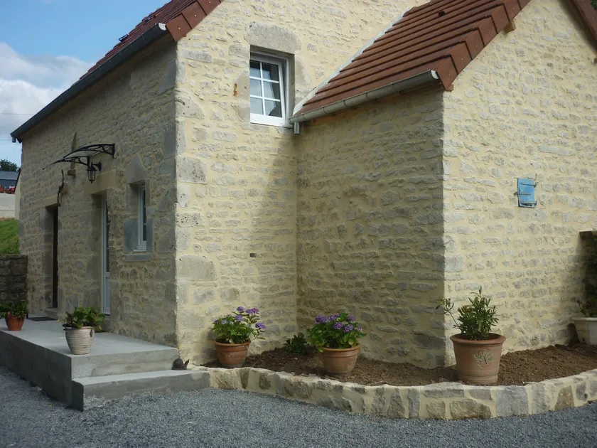 Country cottage near OMAHA BEACH - Image 1