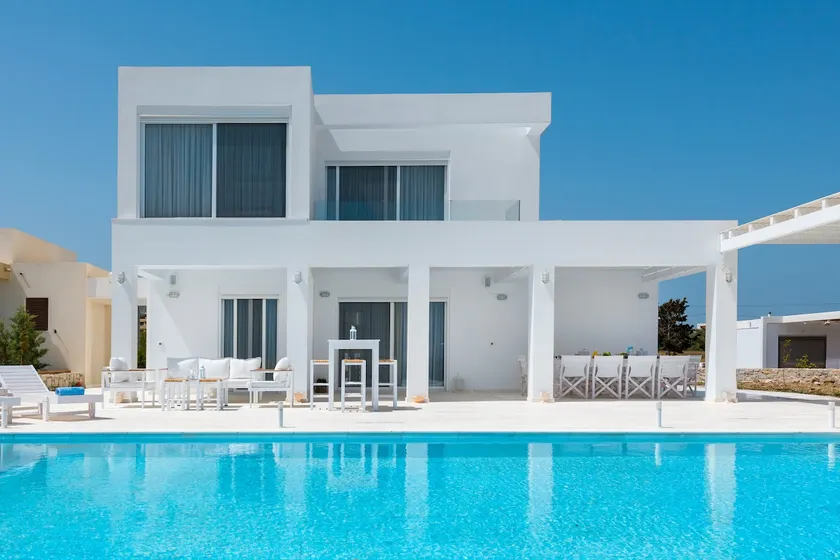 Nada Beachfront Villa - Image 1