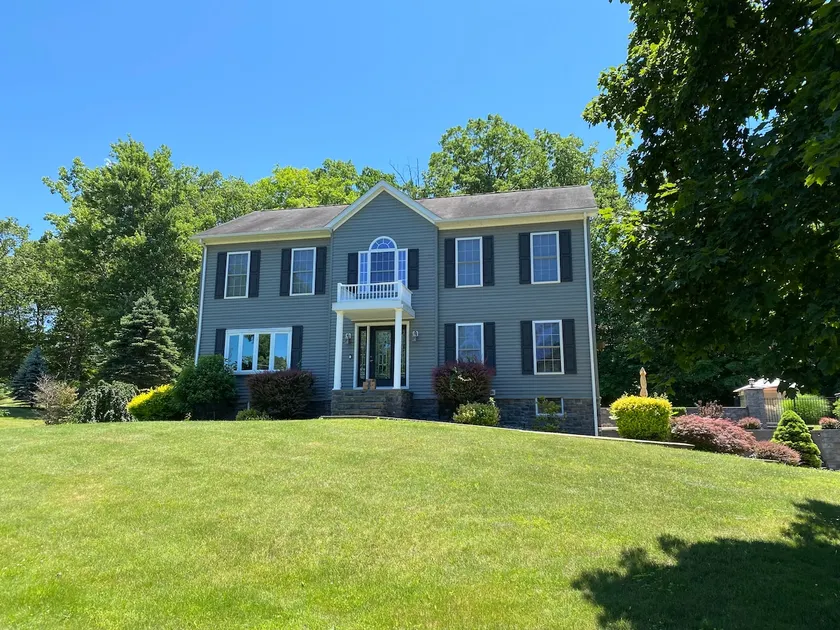 Upstate Family-Friendly House w/ Pool Pets Allowed - Image 1