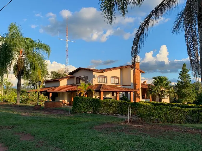 HOUSE OF LAGO DOS PEIXES - Image 1