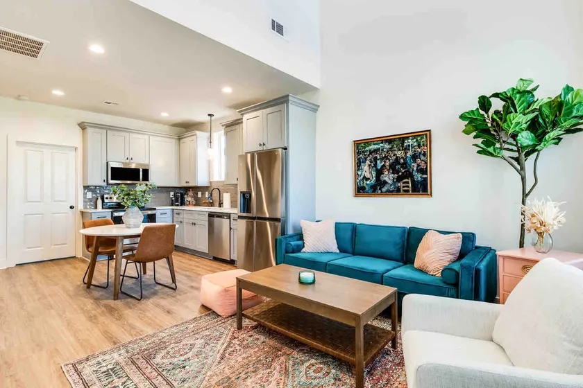 Zydeco House•KING Bd•Luxe Amenities•Prime Location - Image 1