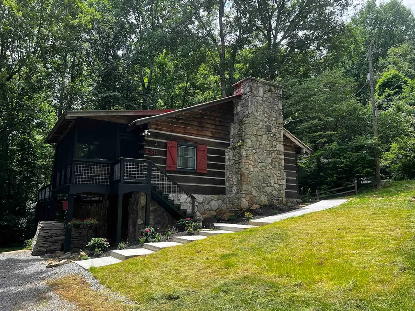 Blue Spruce Cabin - Image 1