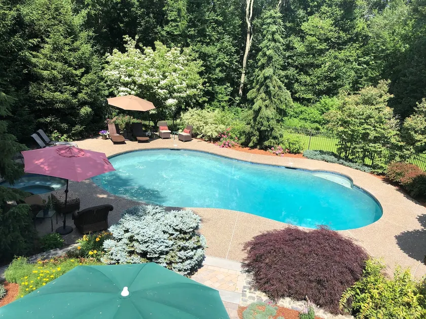 Spacious home w/pool 20 min from Boston/Foxboro! - Image 1