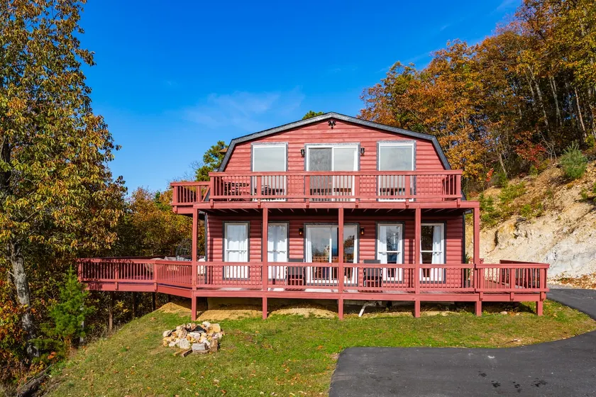 Shenandoah Sunsets~Breathtaking Views~ New Hot Tub - Image 1
