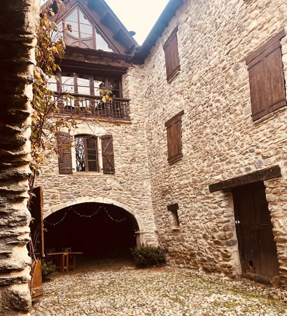Historic 16th century house Anciles for 4-Benasque-wifi - Image 1